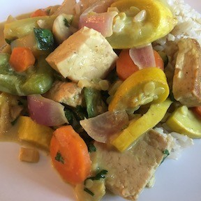 Coconut curry with tofu and vegetables