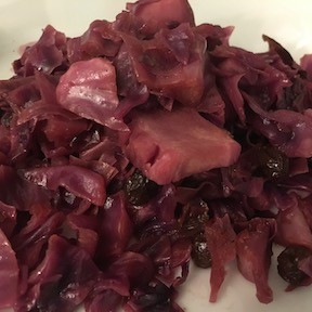 Sweet and savory red cabbage